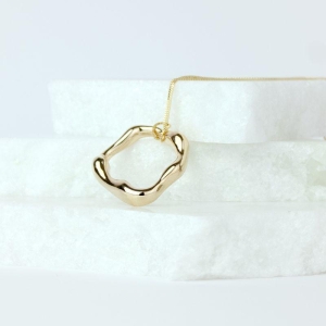 Colar Orgânico Vazado Banhado a Ouro 18k