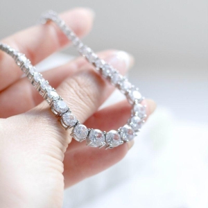 Colar Riviera Degrade Banhado no Ouro Branco