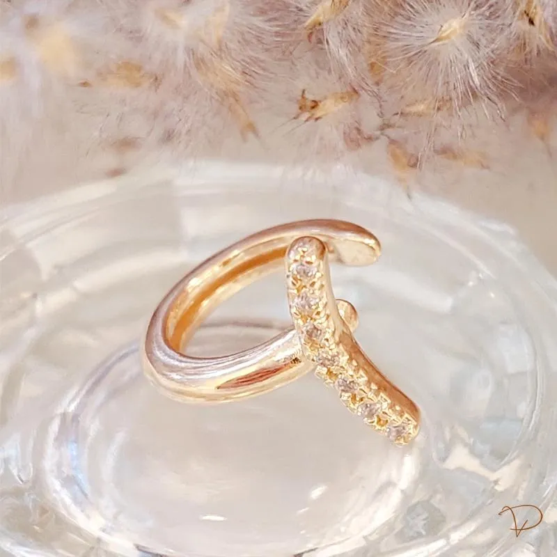 Piercing fake zircônias banhado a ouro 18k