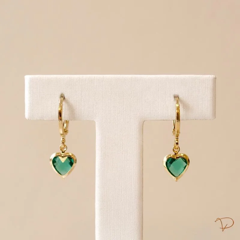 Brinco argola pingente coração banhado a ouro 18k 