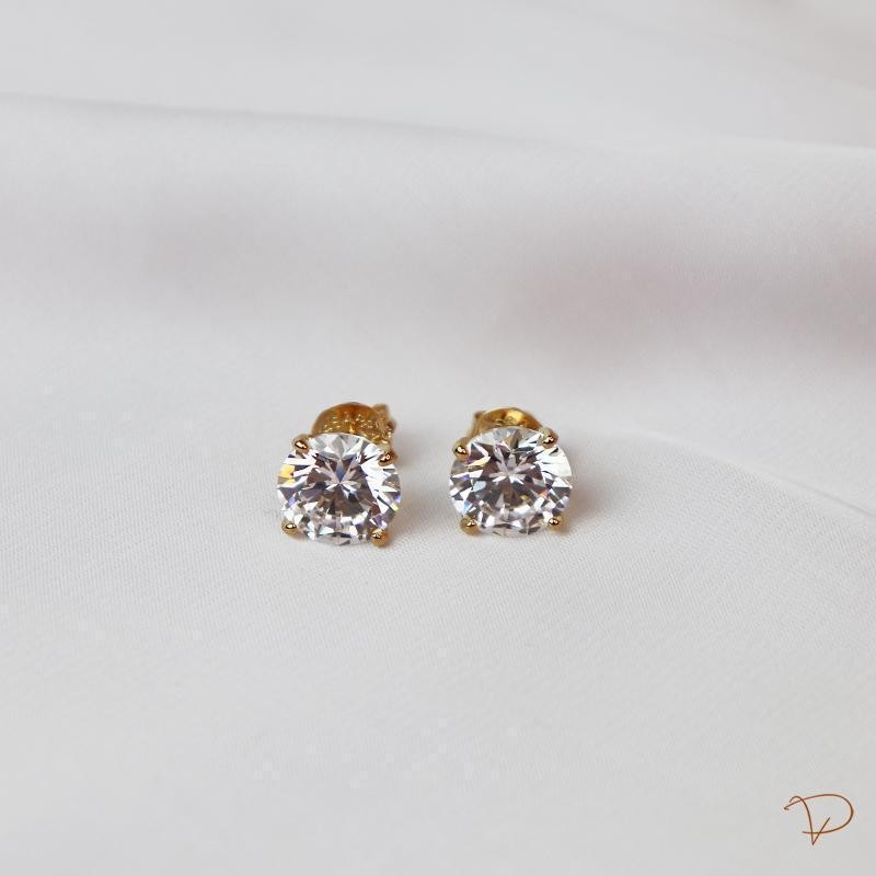 Brinco Ponto de Luz Banhado a Ouro 18k