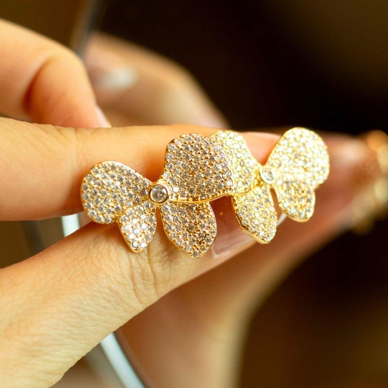 Brinco Laço Cravejado Grande Banhado a Ouro 18k