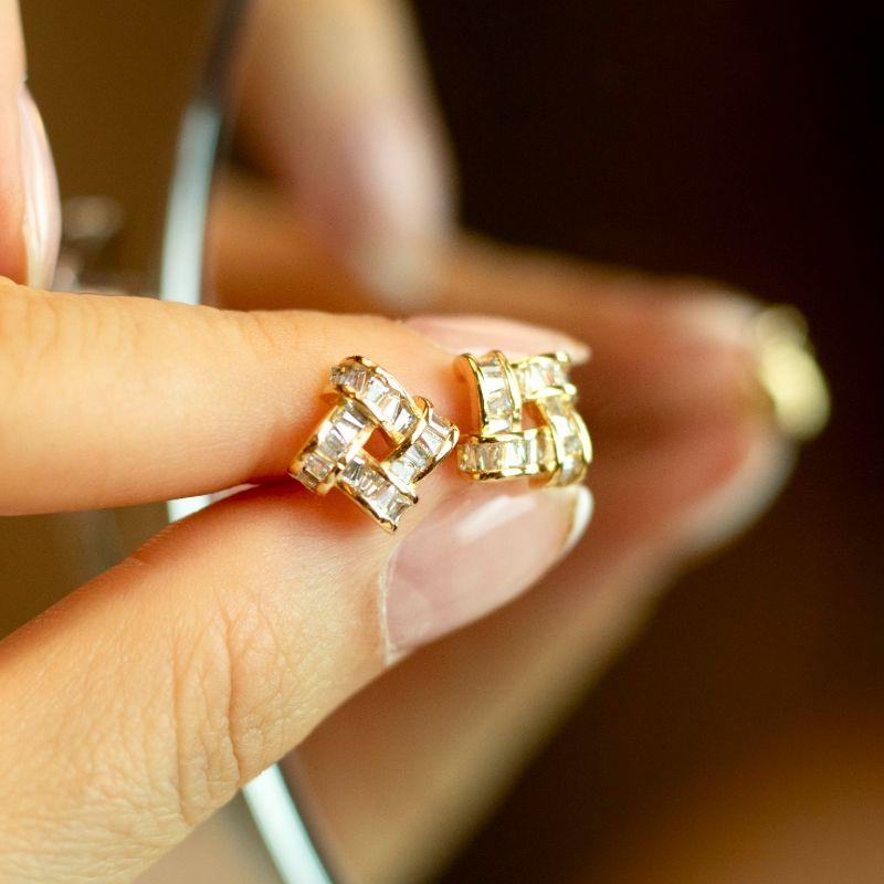 Brinco Quadrado Baguetes Banhado a Ouro 18k