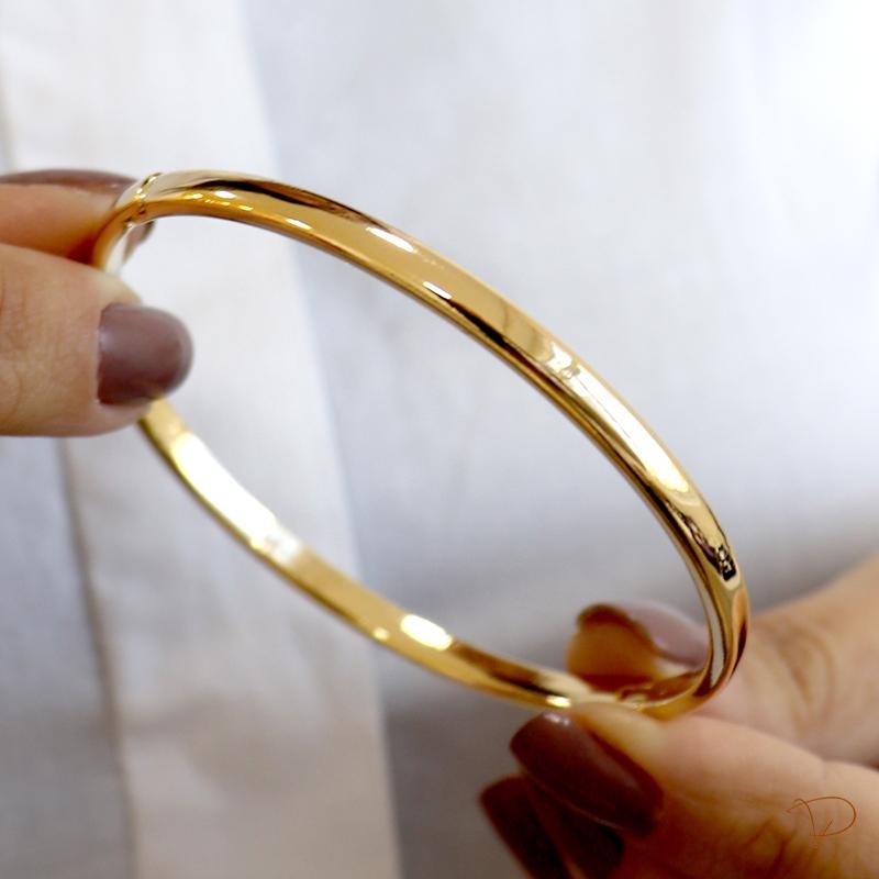 Bracelete liso oval com encaixe banhado a ouro 18K