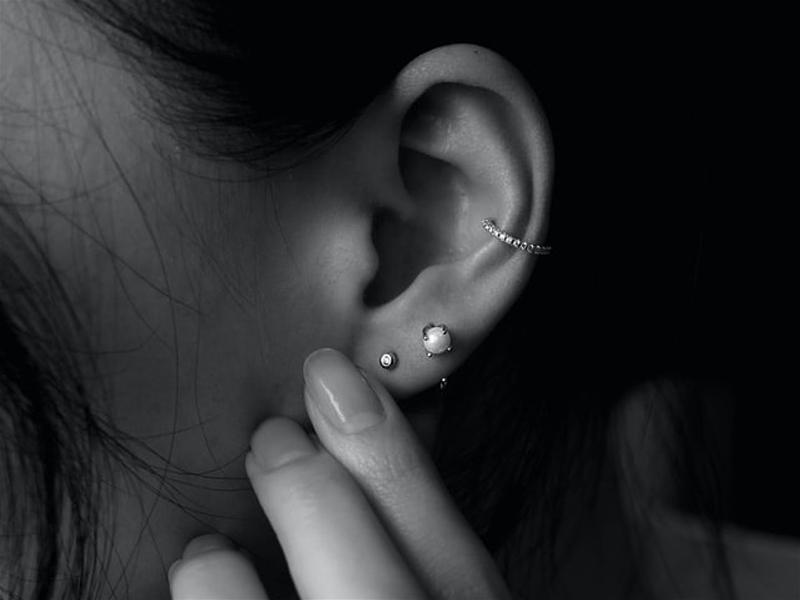 PIERCING NA ORELHA: Tipos e nomes de piercings na orelha que vão te  surpreender! 