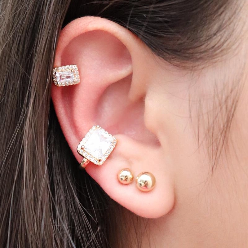 Kit piercing fake quadrado contornado em zircônias banhado a ouro 18k