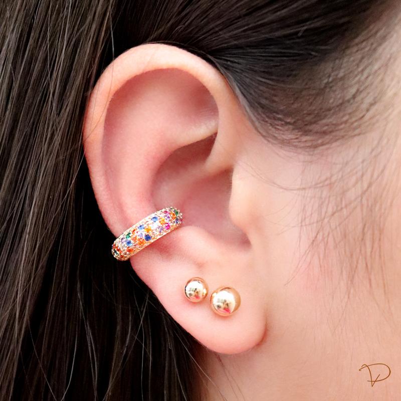 Piercing fake bojudo cravejado em zircônias coloridas banhados a ouro 18k