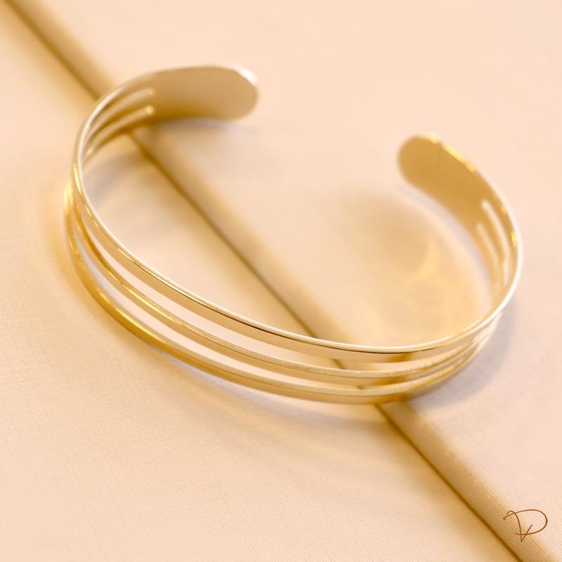 Bracelete ajustável três fios banhado a ouro 18k