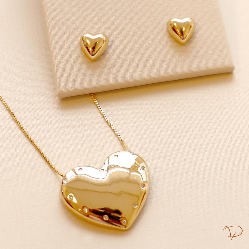 Kit promoção colar coração liso com zircônias e brinco coração liso banhado a ouro 18k