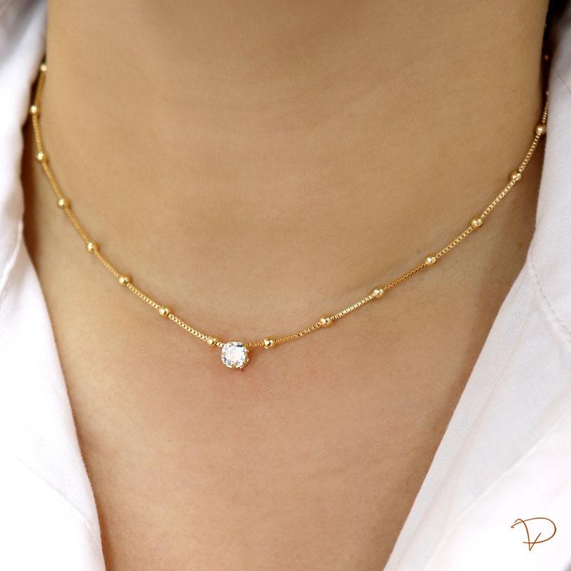 Choker de bolinhas com ponto de luz central banhado a ouro 18k