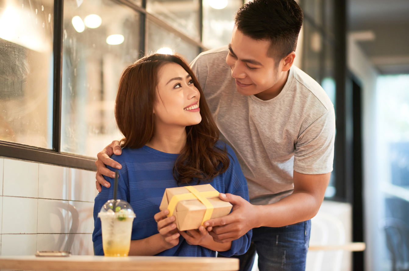 Como escolher a melhor semijoia para o seu amor? Como escolher a melhor semijoia para o seu amor?