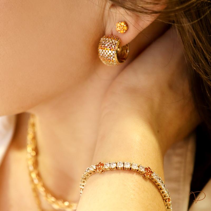 Linha Maison VP- Conjunto pulseira e brinco  com flores laranjas banhado a ouro 18K