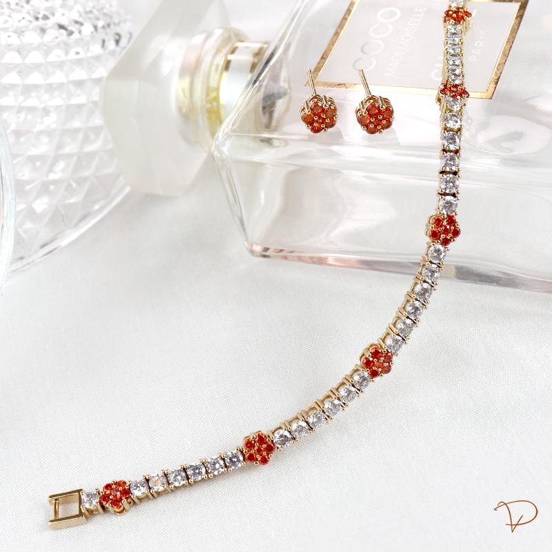 Linha Maison VP- Conjunto pulseira e brinco  com flores laranjas banhado a ouro 18K