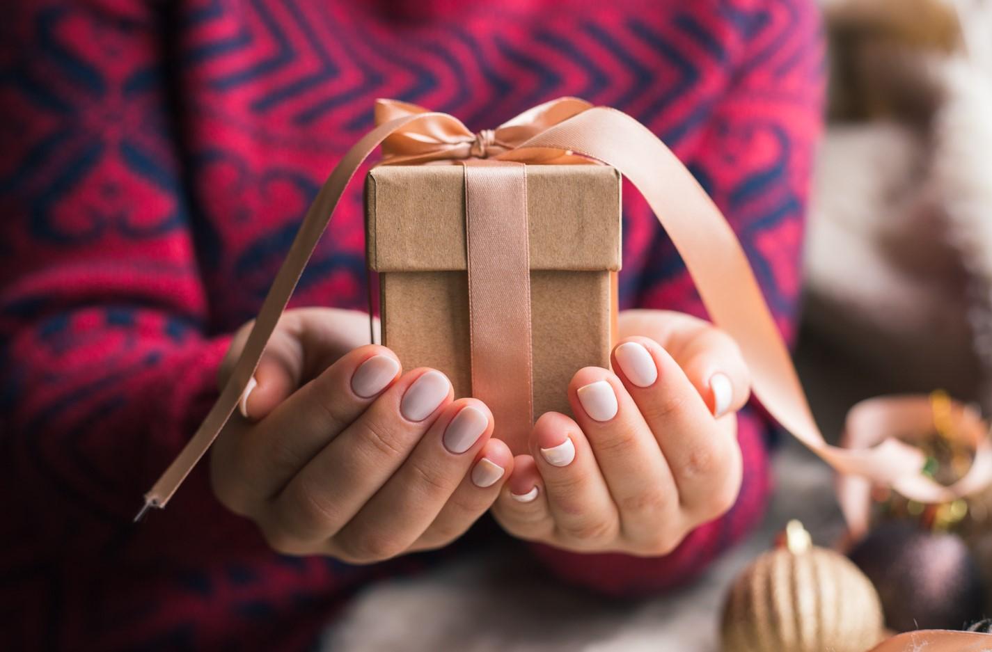 Presentes de Natal: como escolher a semijoia ideal Presentes de Natal: como escolher a semijoia ideal