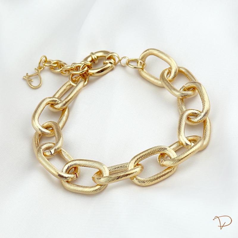 Pulseira de elos riscados banhado a ouro 18k