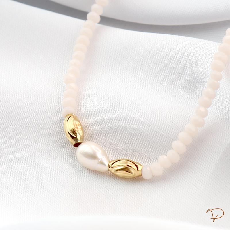 Choker de zircônias rosa claro com pérola central banhado a ouro 18k