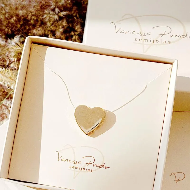 Colar Coração Liso no nylon banhado a ouro 18k