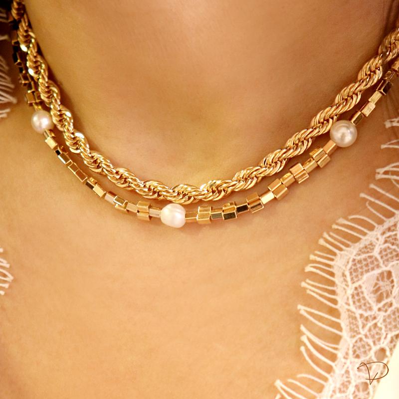 Choker de canutilhos e pérolas banhado a ouro 18k