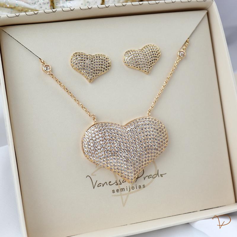Linha Maison VP- Conjunto colar e brinco coração cravejado banhado a ouro 18K