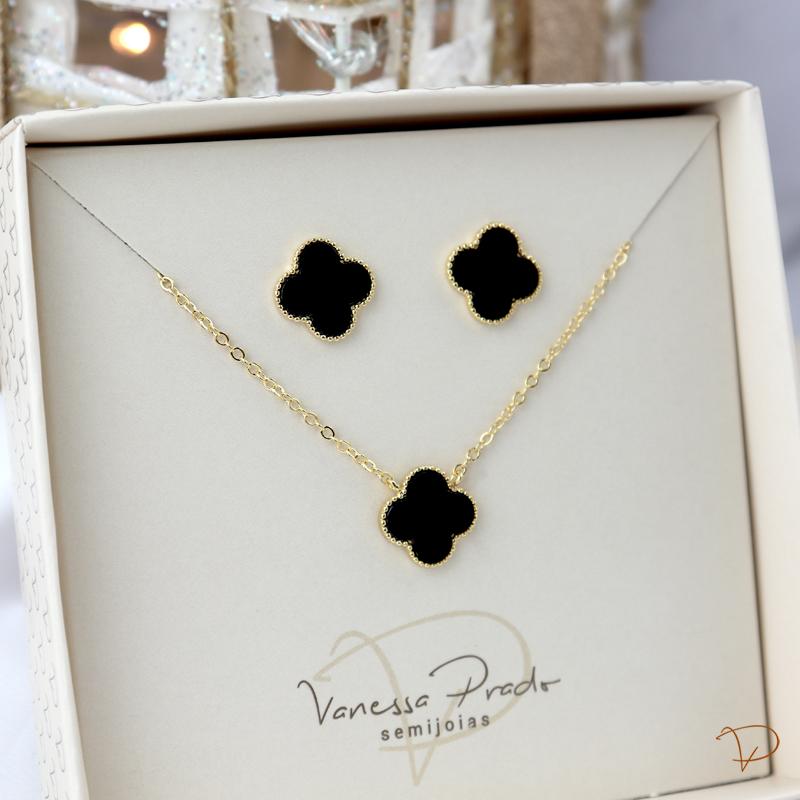 Conjunto colar e brinco inspiração de alta joalheria preto e bolinhas banhado a ouro 18k