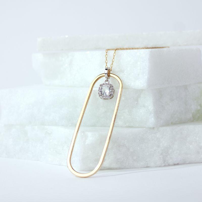 Colar Dois Banhos aro Oval Liso Pingente Quadrado com Zircônias Banhado a Ouro 18k