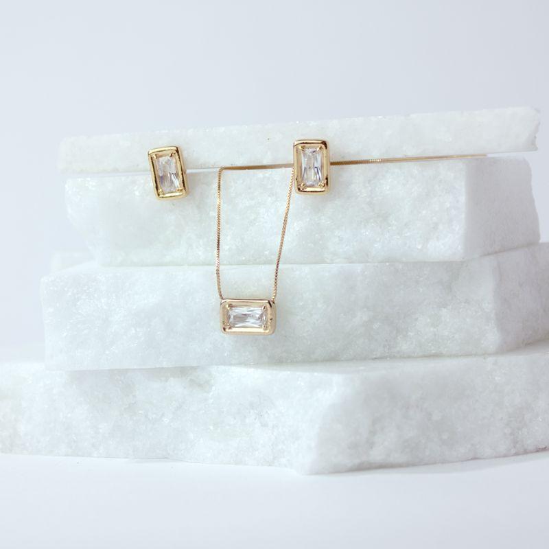 Conjunto Colar e Brinco Retangular com Zircônia Banhado a Ouro 18k