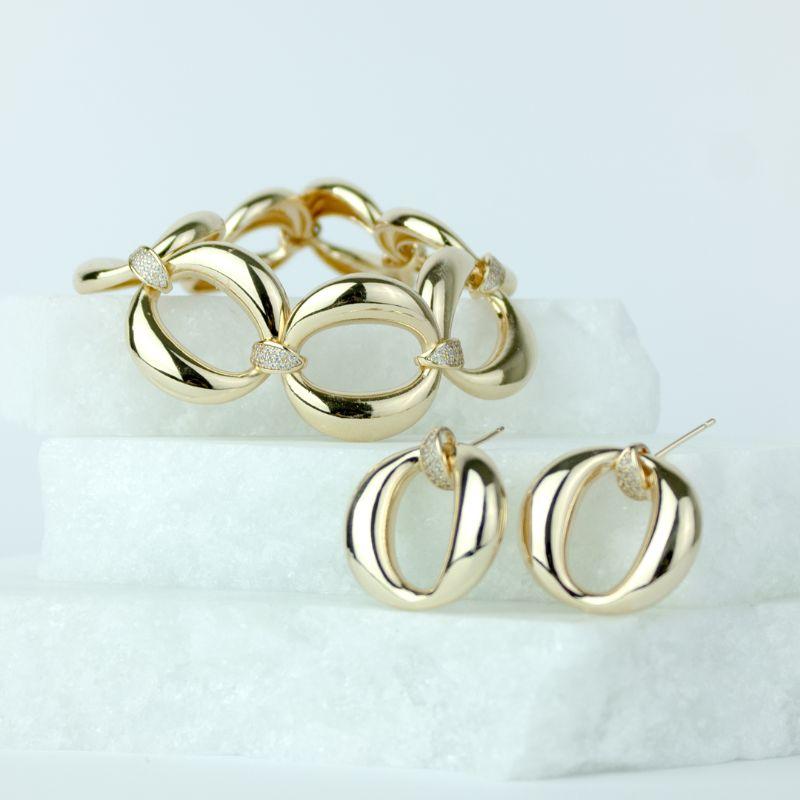 Conjunto Brinco e Pulseira Elos Redondos com Detalhes em Zircônia Banhado a Ouro 18k