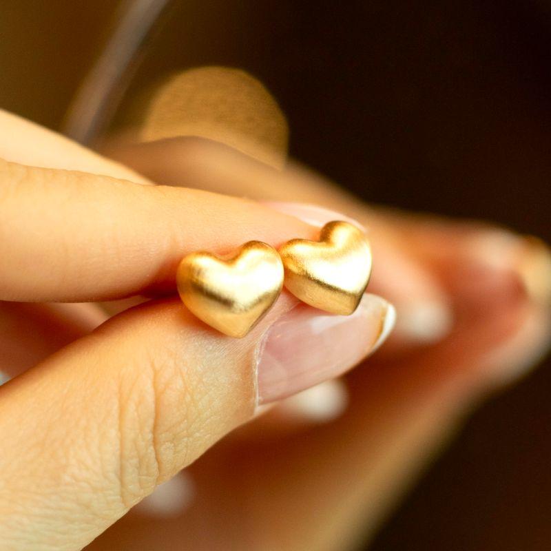 Brinco Coração Acetinado Bojudo Banhado a Ouro 18k