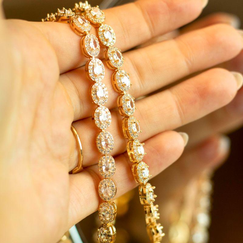 Colar Riviera Cravejado e com Zircônias Ovais Banhado a Ouro 18k